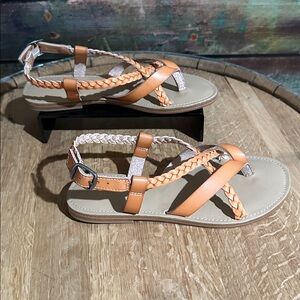 ✨ MIA Vaeda Nude Strappy Sandals ✨- Size 6